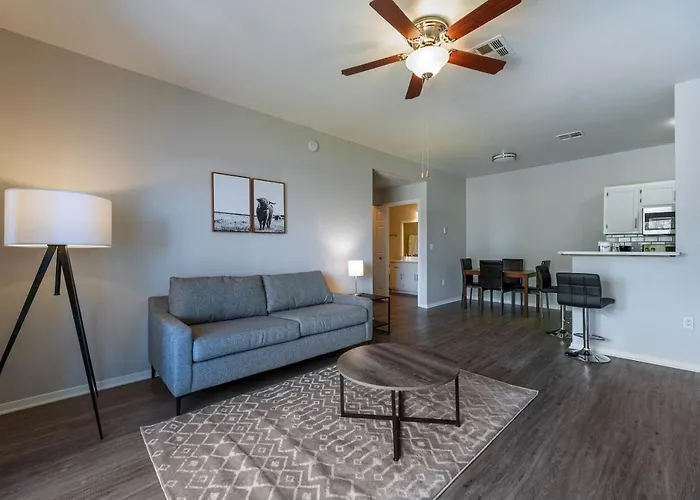 Chic 2br At Lookout Mountain By Gia Apartment