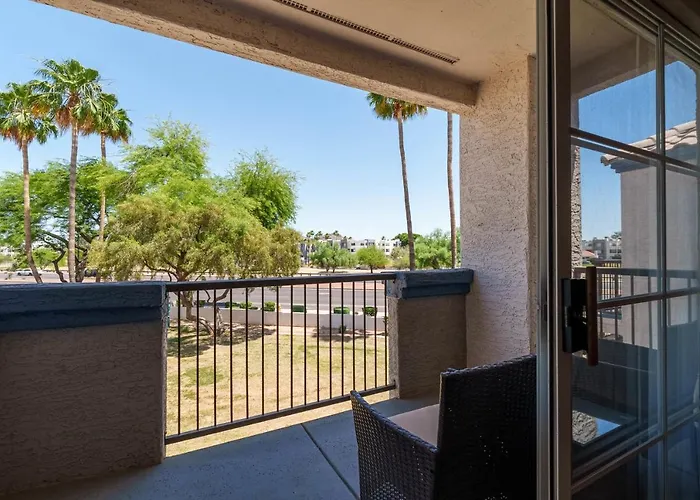 Apartment Chic 2br At Lookout Mountain By Gia