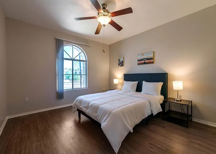 Chic 2br At Lookout Mountain By Gia *