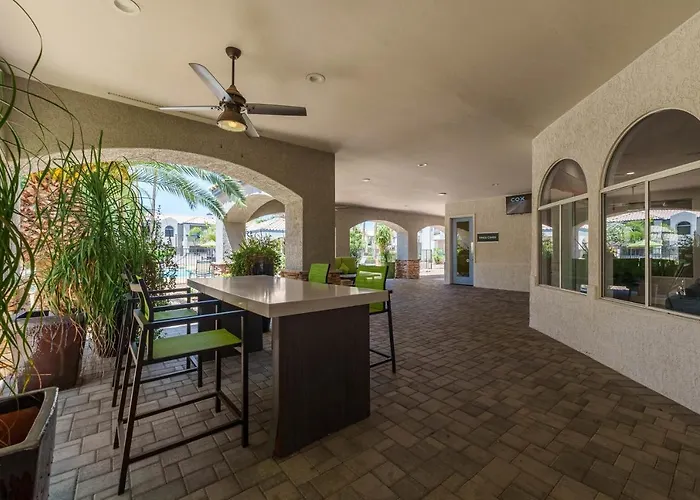 Apartment Chic 2br At Lookout Mountain By Gia
