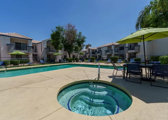 Apartment Chic 2br At Lookout Mountain By Gia
